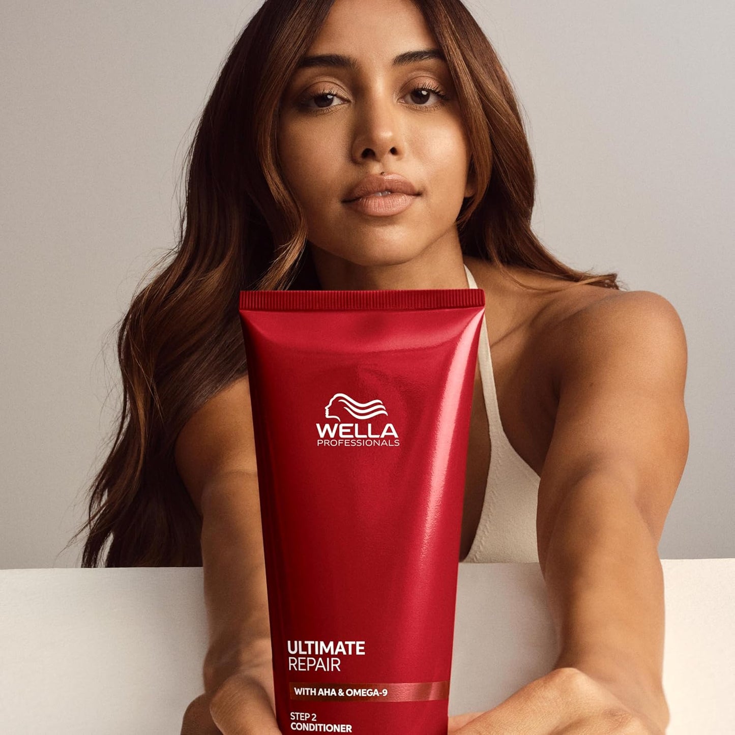 Wella Professionals ULTIMATE REPAIR Conditioner - Deeply Nourishing Formula for Damaged Hair | Repairs & Moisturizes All Hair Types