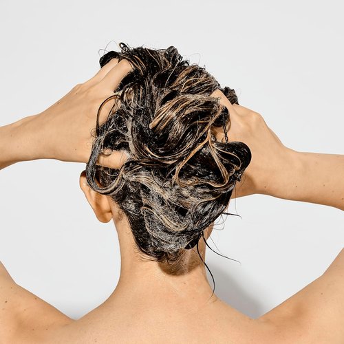 Bumble and bumble. Bond-Building Hair Repair Shampoo - Strengthens, Smooths Frizz & Adds Shine | For All Hair Types