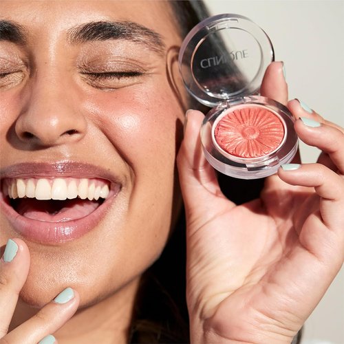 Clinique Cheek Pop Blush - Long-Lasting, Buildable Color for a Vibrant, Natural Look