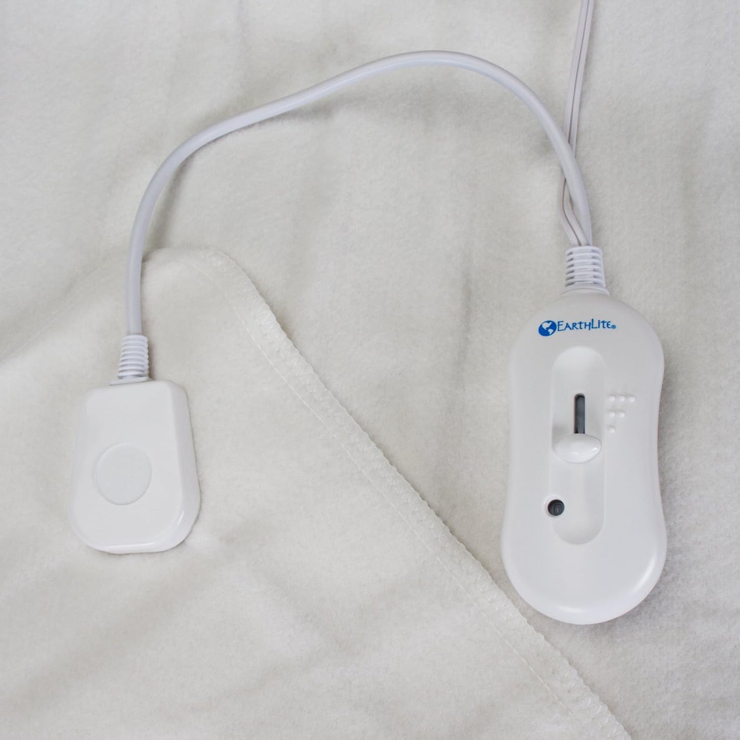 EARTHLITE Bodyworker’s Choice Massage Table Warmer - Three Heat Settings, Felt Lined Pad (30” x 71”) | One-Year Guarantee