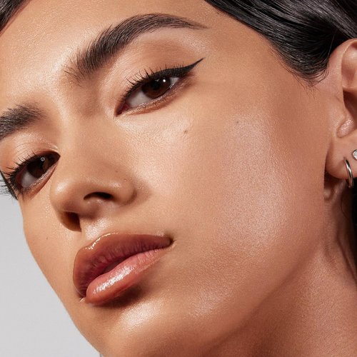 Morphe Lightform Dewy Foundation - Long-Lasting Hydration & Natural Radiance - Medium 13N (1.01 fl oz)