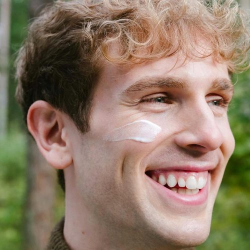 Nordisk Element Men’s Moisturizing Day Cream - Deep Hydration Face Moisturizer with Hyaluronic Acid & Rowan Berry | Lightweight, Non-Greasy, Vegan, 1.7oz