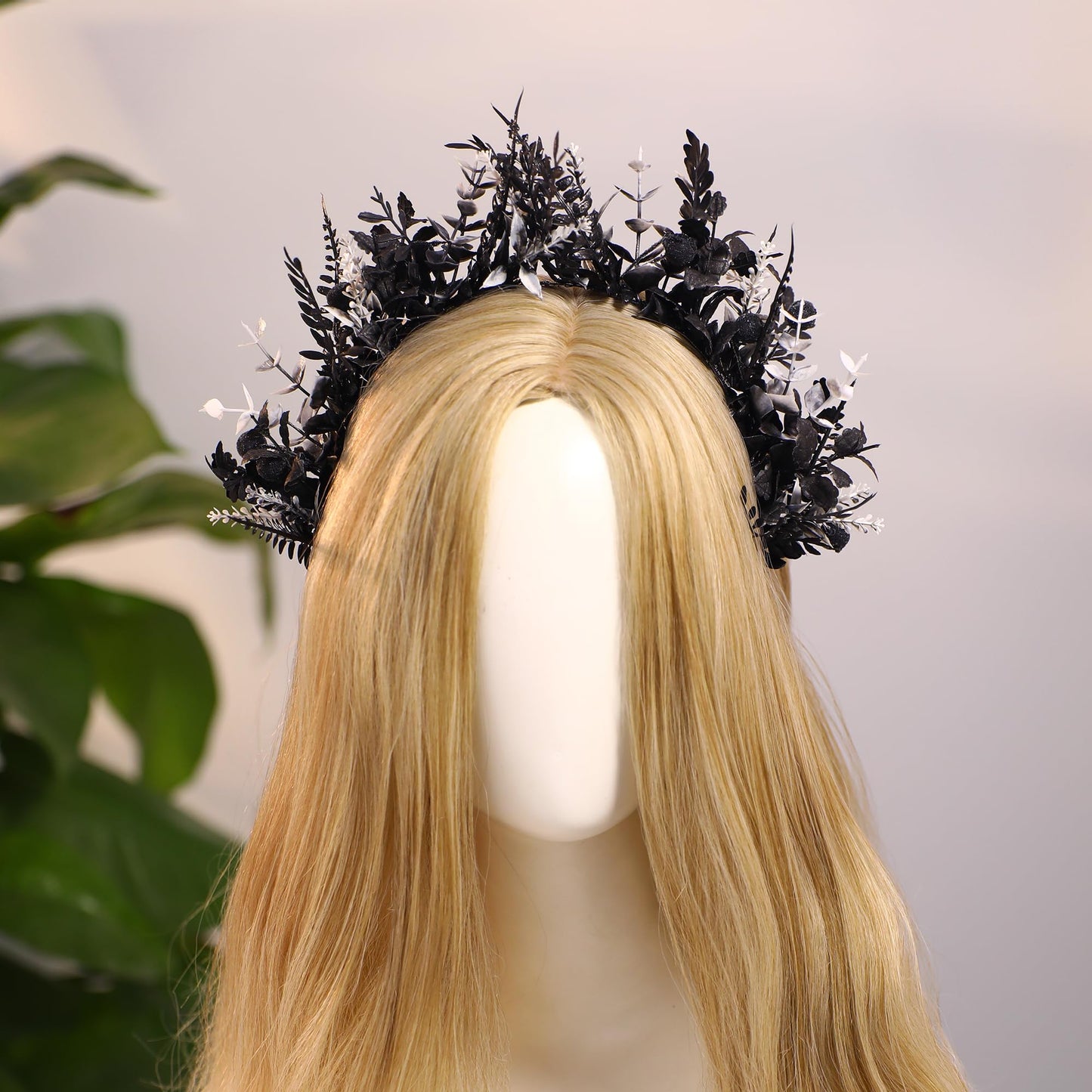 MOSTORY Black Flower Halo Crown - Handmade Gothic Floral Headpiece Dak Flower Headband for Women Girls Cosplay Fae Ball Masquerade Mardi Gras Photo Shoot Renaissance