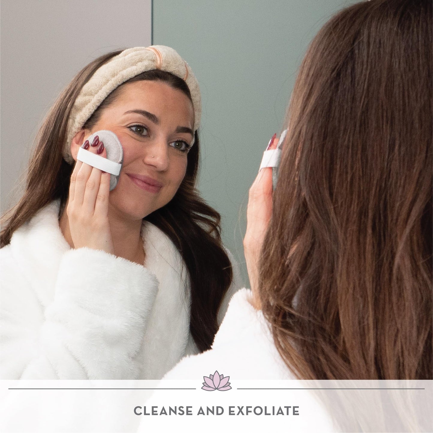 S&T INC. Gentle Face Scrubbers, Dual Sided Face Exfoliators with Elastic Strap, 3.3 Inch Diameter, 2 Pack, Navy/Grey