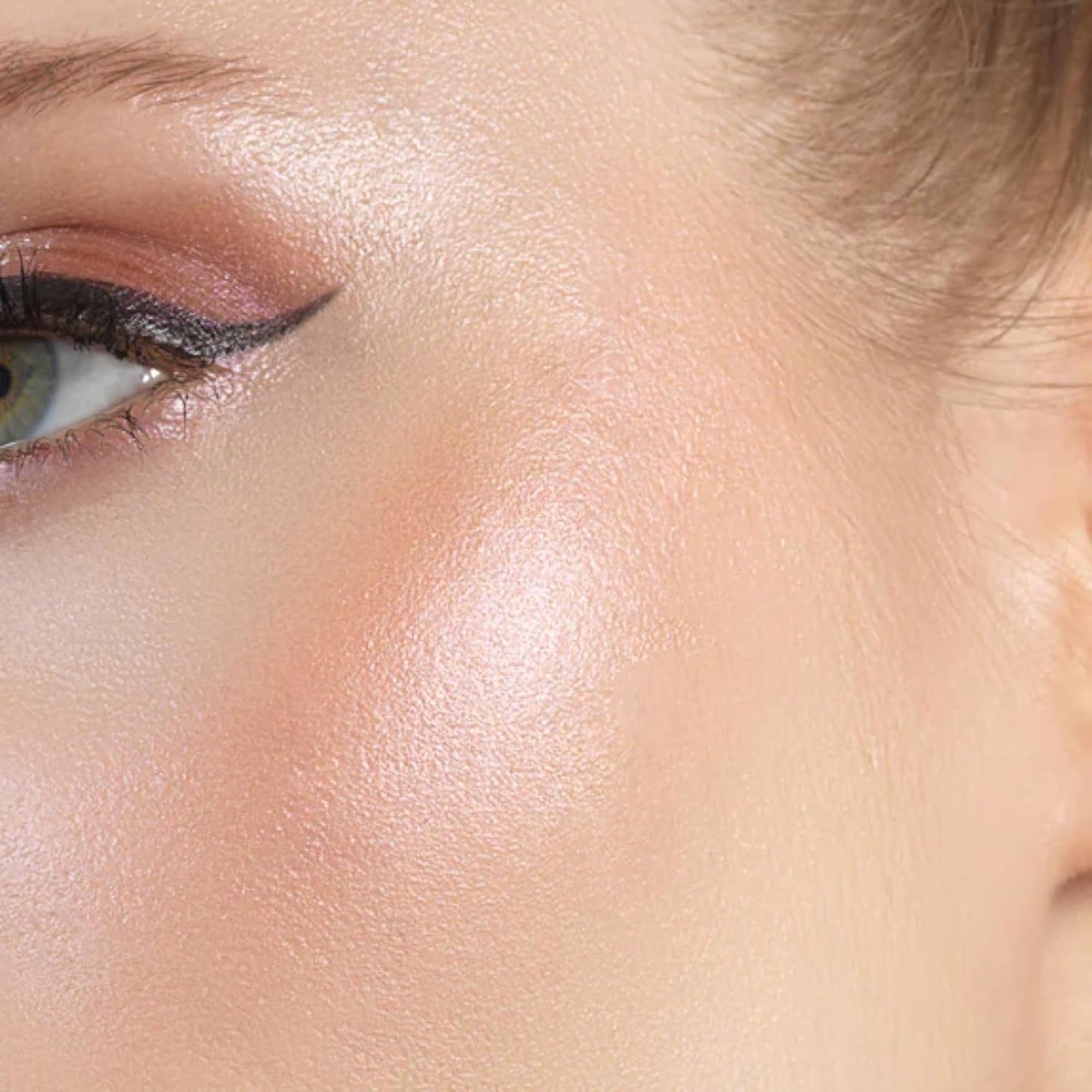 Stila Heaven's Hue Highlighter - Lightweight Illuminating Makeup Glow | Bouncy Texture, Transfer-Resistant | Kitten, 0.35 Oz.