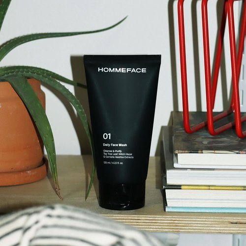 HommeFace Men's Daily Face Wash - Gentle Cleanser for Deep Cleansing & Purifying | 4.22 fl oz