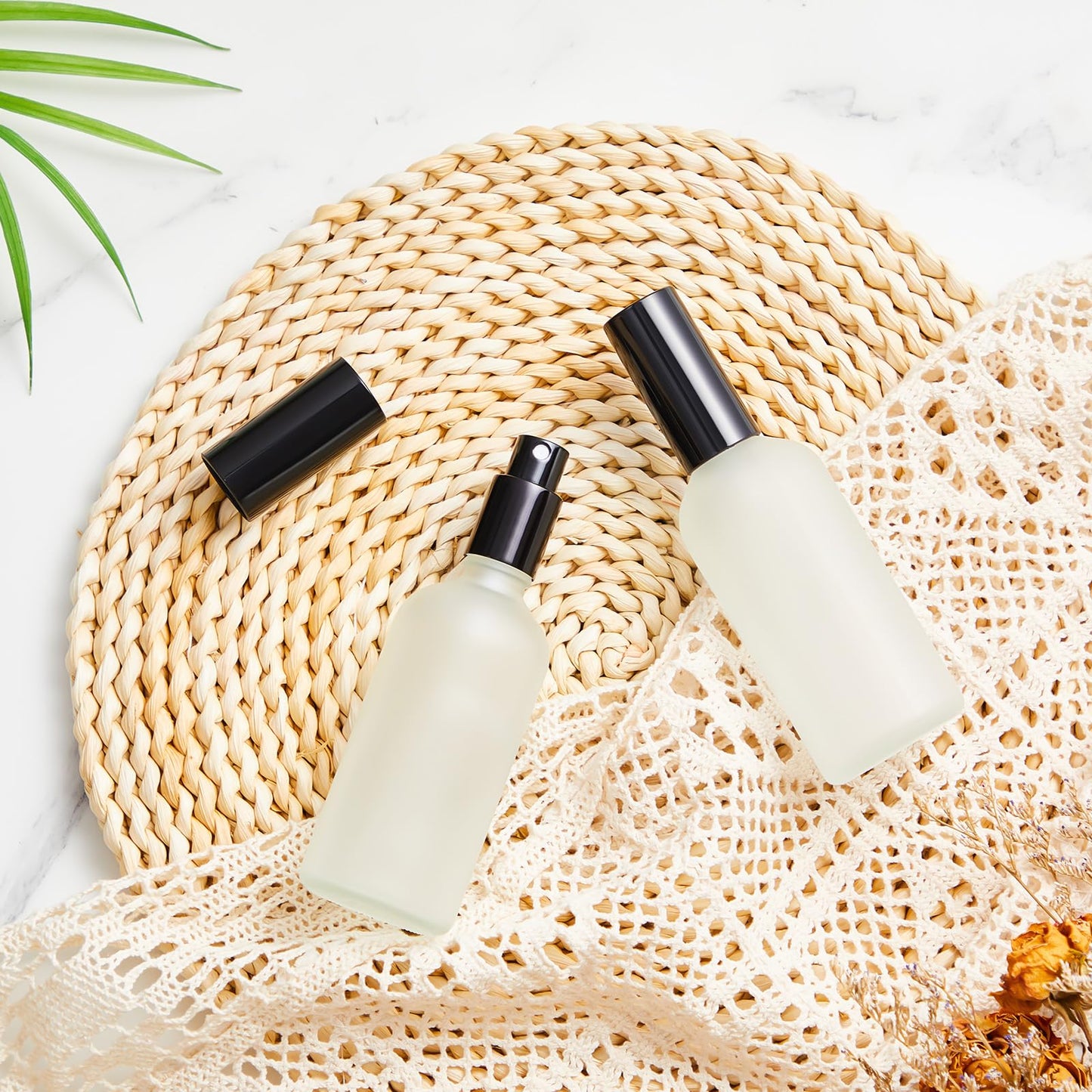 Roshtia 30 Pcs 3.4 oz Glass Spray Bottle Clear Empty Bottles Small Refillable Reusable Perfume Bottle with Fine Mist Sprayer Pump for Face Body Travel (Gold) (3.4 oz,Black)