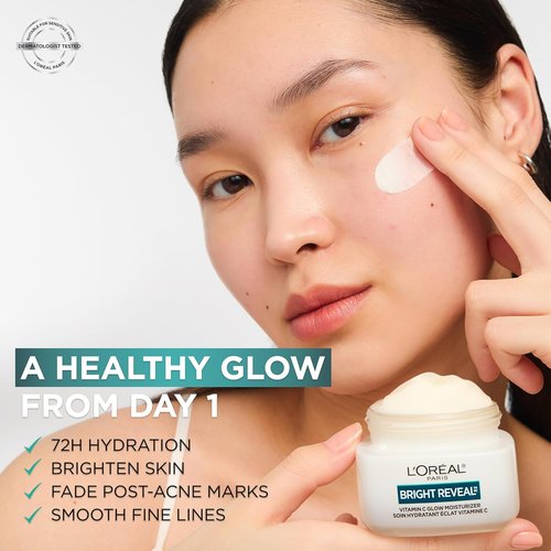 L'Oreal Paris Bright Reveal Vitamin C Glow Moisturizer - Hydrating Facial Cream with SPF 50 Sample