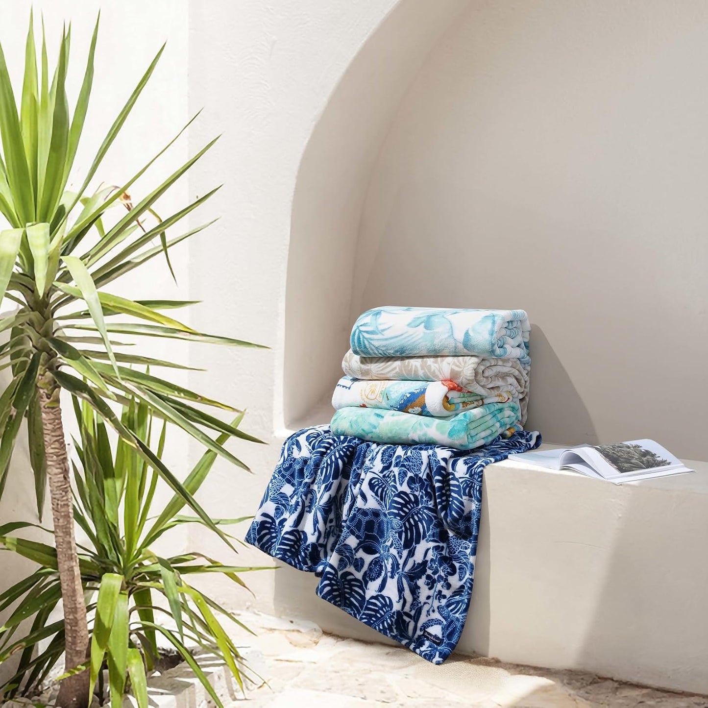Tommy Bahama - Plush Fleece Throw Blanket | Tropical Bedding Set for Bed or Couch (Costa Blanca Beige, 50" x 70")