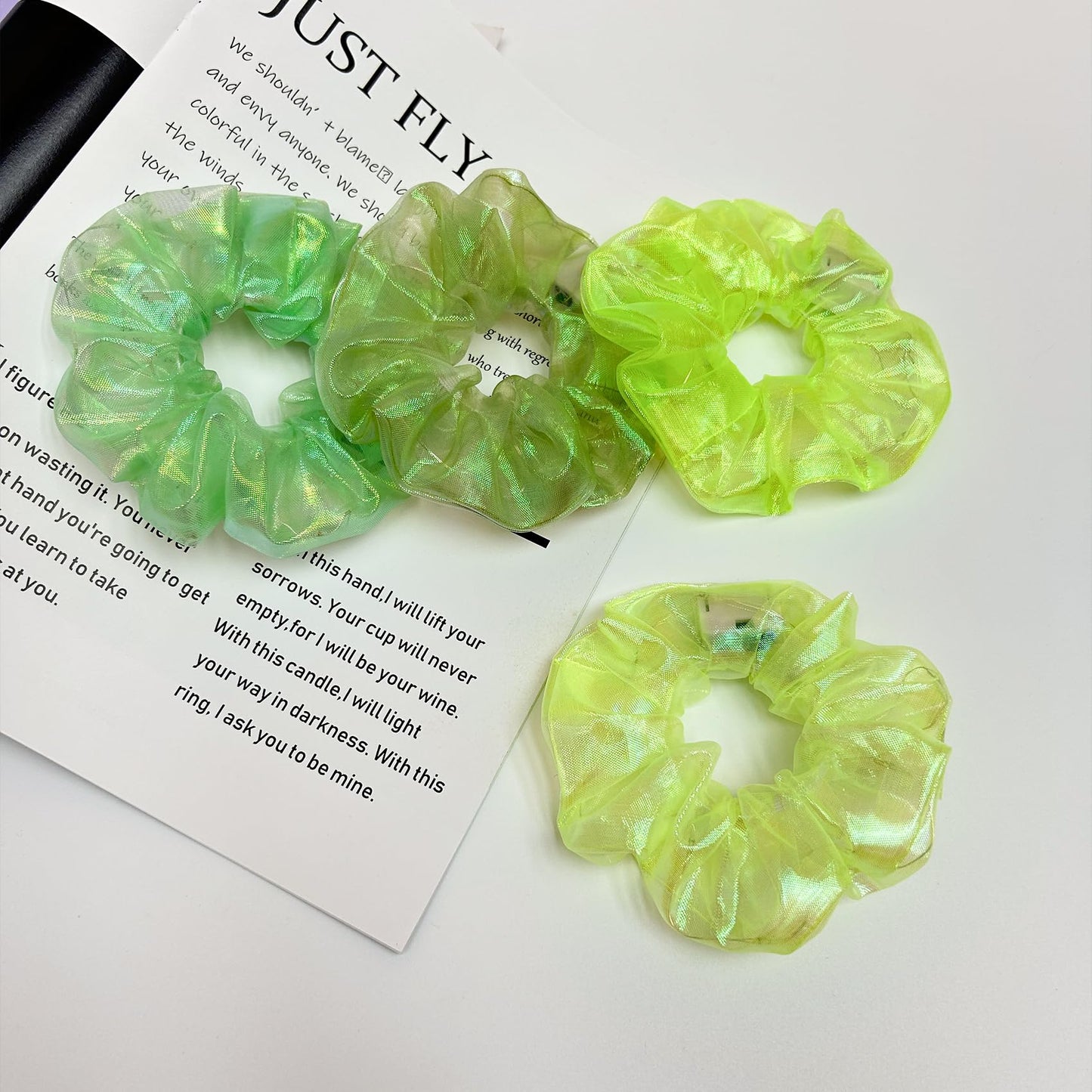 4Pcs Light Up Scrunchies Hair Tie, St Patricks Day Green LED Scrunchy Hair Elastic for Women & Girls, Glow in the Dark Party Supplies Party Favor Festival Rave Accessories