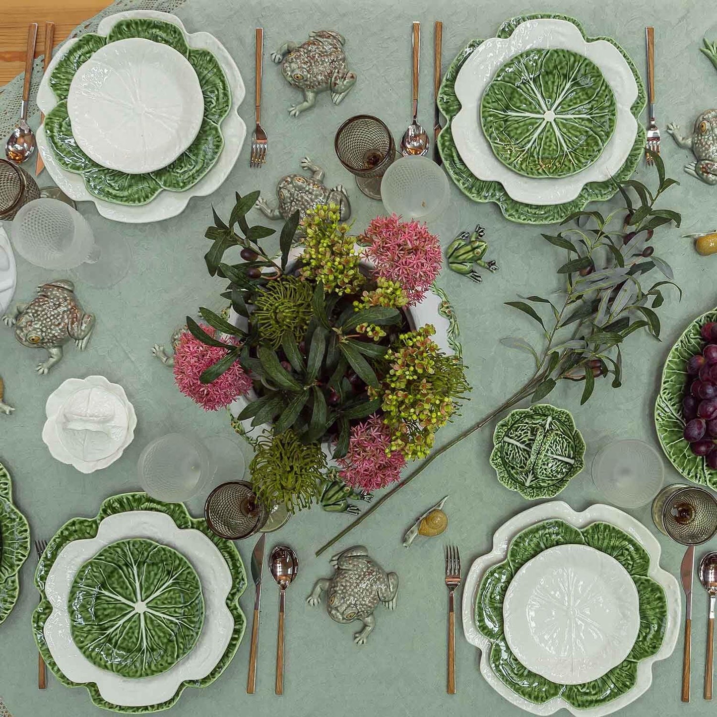 Cabbage Dinner Plates - Elegant Set of 2 for Stylish Dining | Perfect for Everyday Use