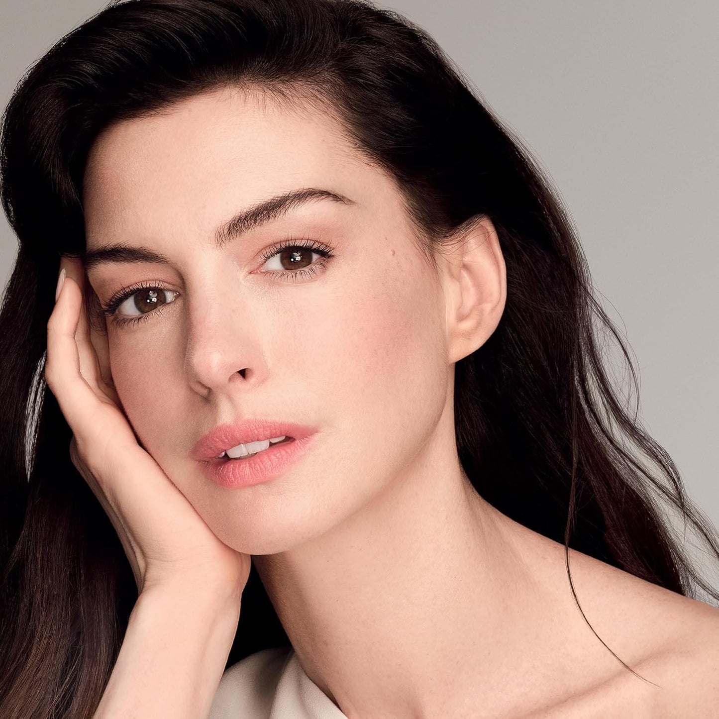 Shiseido Vital Perfection Cream - Anti-Aging Moisturizer for Normal to Dry Skin - Lifts & Firms Visibly