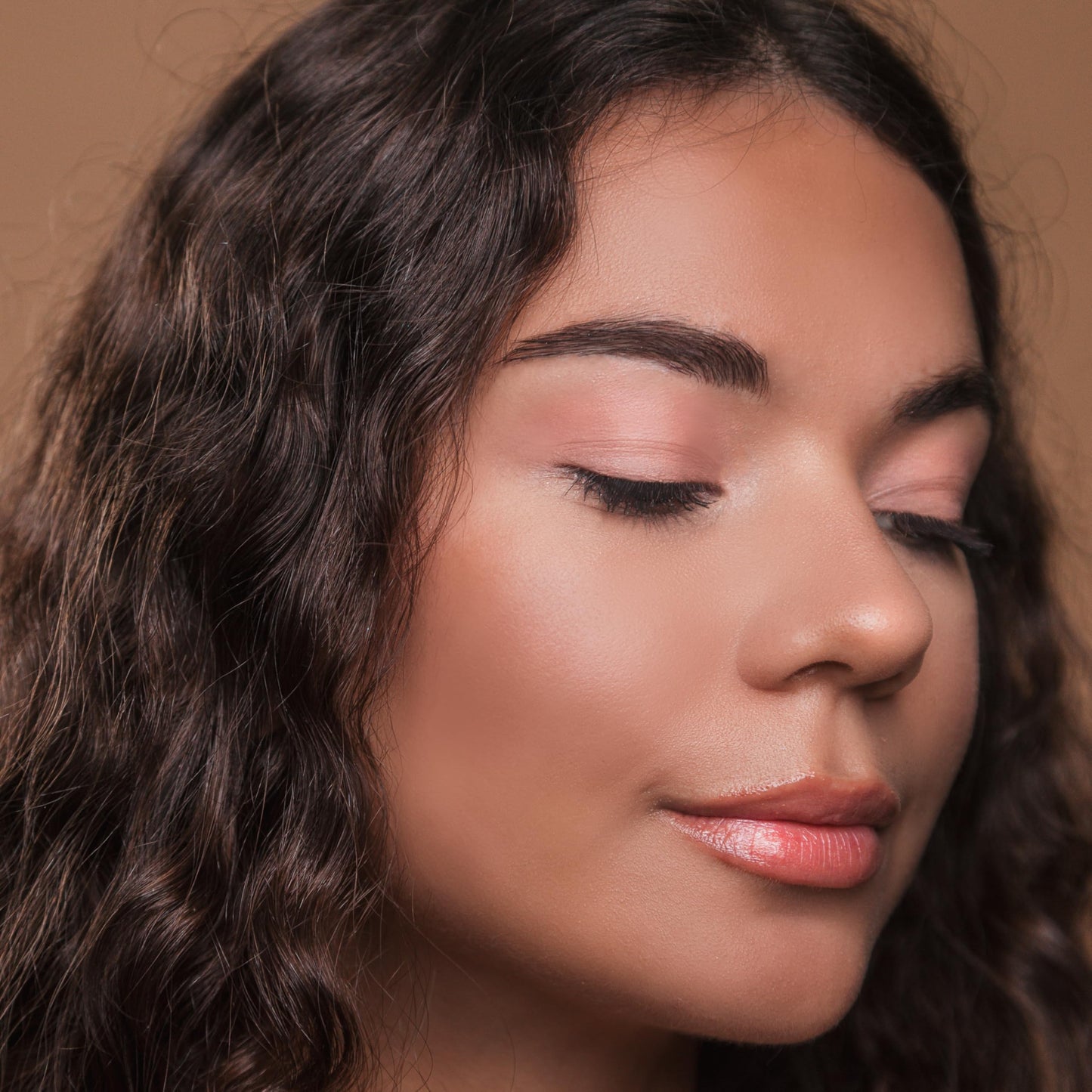 Zev Eyeshadow Stick – ShadeRush 2-in-1 Cream Eyeshadow Stick – Cream-to-Powder Eye Shadow with Built-in Smudger – Matte Makeup – Waterproof and Crease-Proof – Peachy Matte