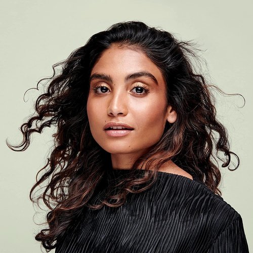 DevaCurl Light Defining Gel - Soft Hold No-Crunch Styler | Non-Flaking Formula for All Curl Types