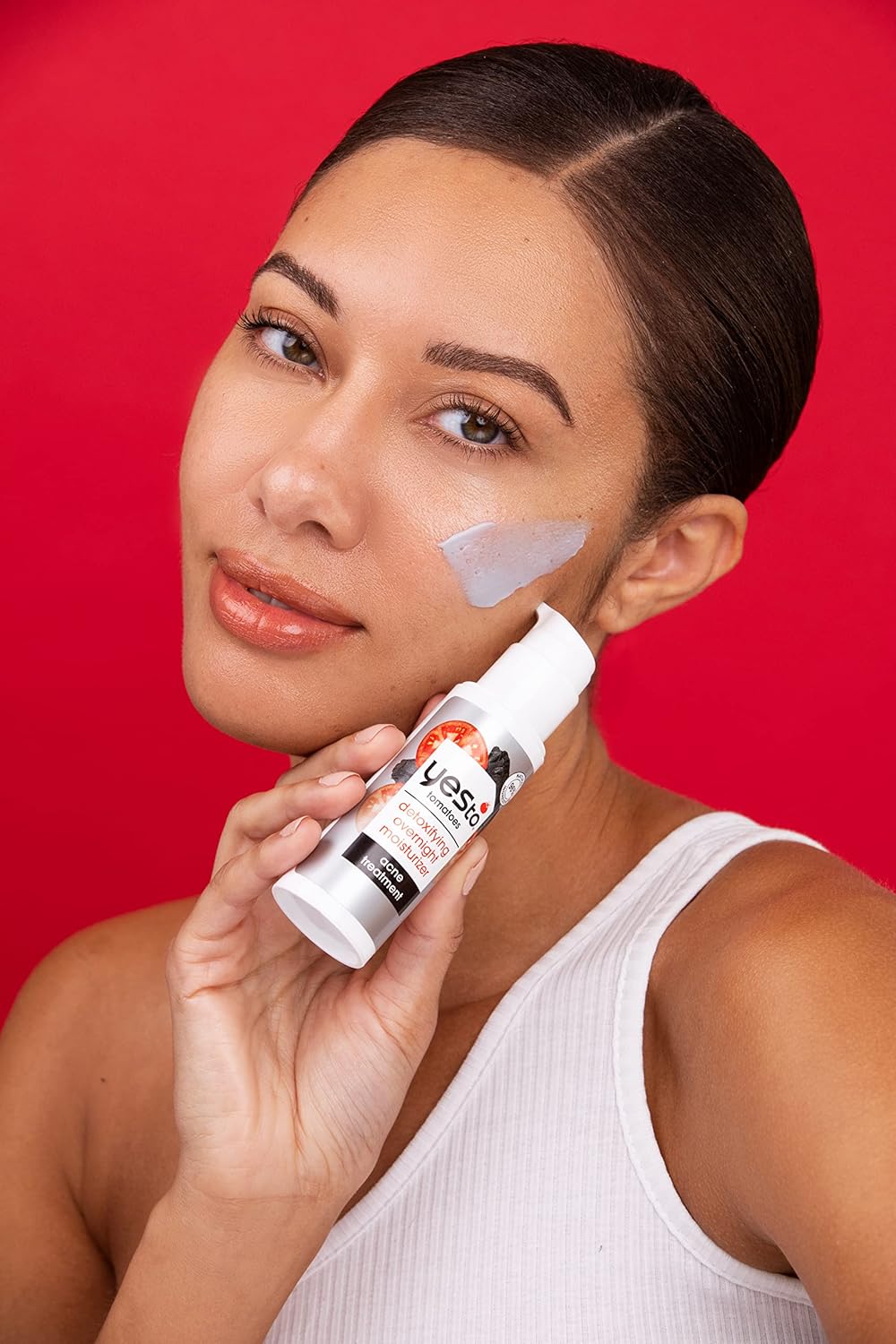 Yes To Tomatoes Detoxifying Overnight Moisturizer, Quick-Absorbing Formula That Helps Exfoliate Skin & Prevent New Acne, With Salicylic Acid & Charcoal, Natural, Vegan & Cruelty Free, 1.7 Fl Oz