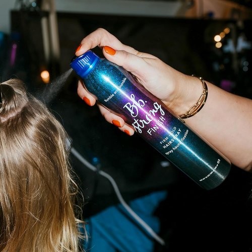 Bumble and bumble. Strong Finish Firm Hold Hairspray - Long-Lasting Hold + Brushable Finish | 10 Ounce