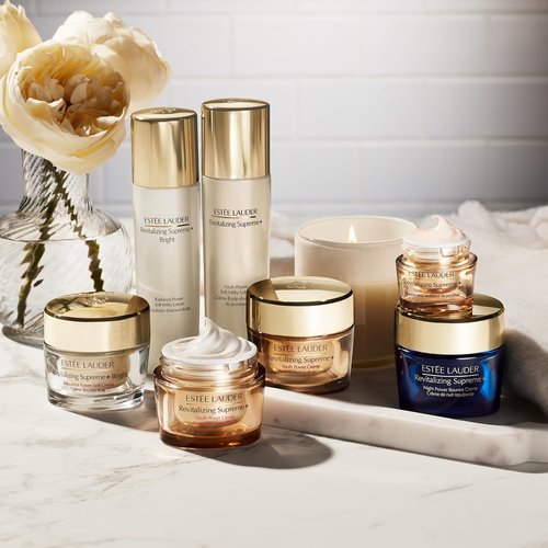 Estée Lauder Revitalizing Supreme+ Hydrating Under Eye Balm - Youth Power with Hyaluronic Acid, 0.5 Oz