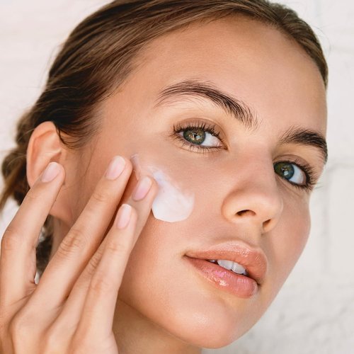 Clarins Multi-Active Renewing Night Moisturizer - Niacinamide for Smooth Skin, Even Tone & Glow