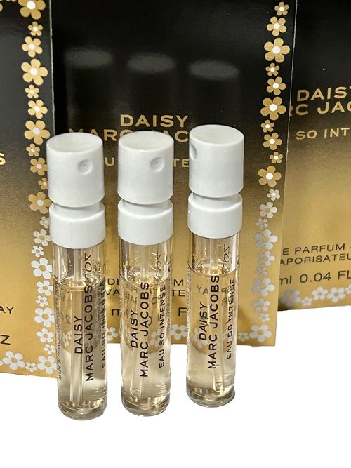 Marc Jacobs Daisy Eau So Intense Perfume Spray | Set of 3 Samples (1.2 ml / 0.04 oz Each)