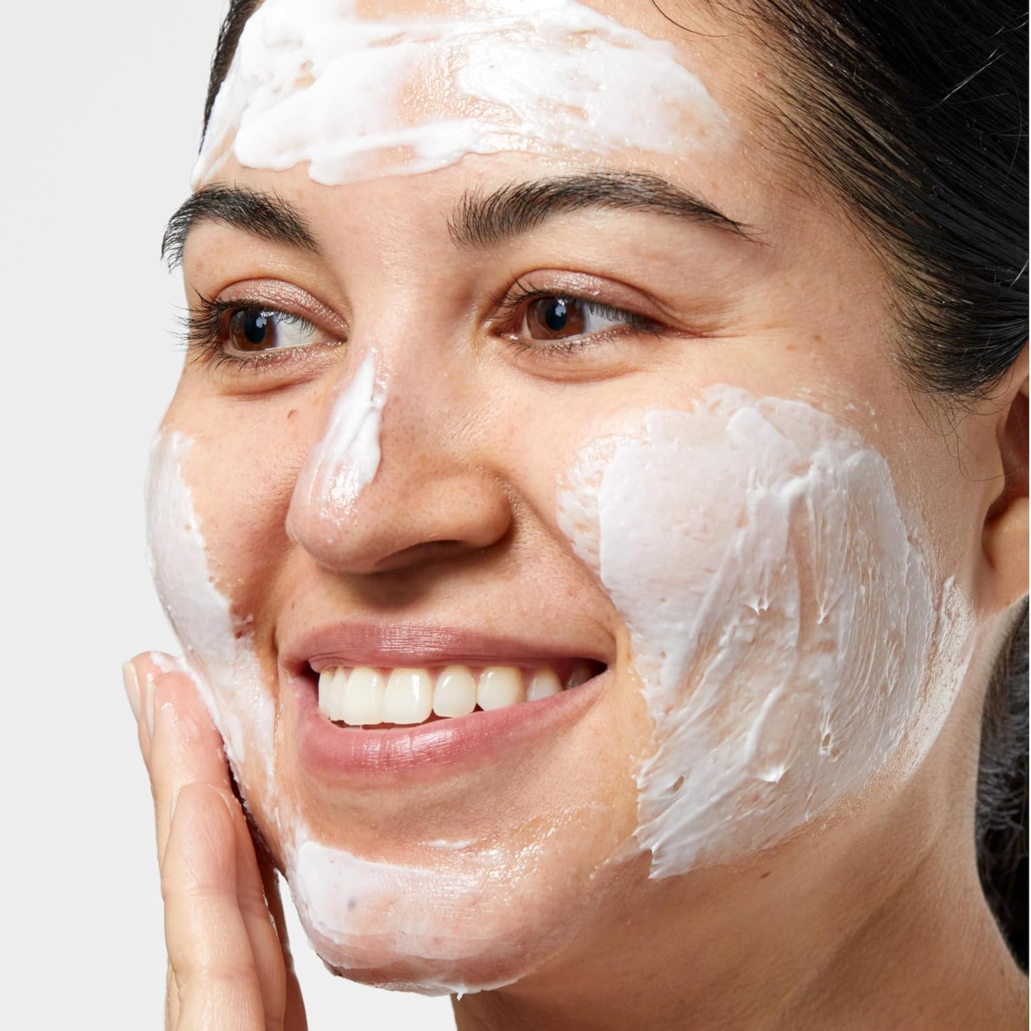 Clinique 7 Day Daily Gentle Face Exfoliator - Lightweight Scrub Cream for All Skin Types | Exfoliating & Refining
