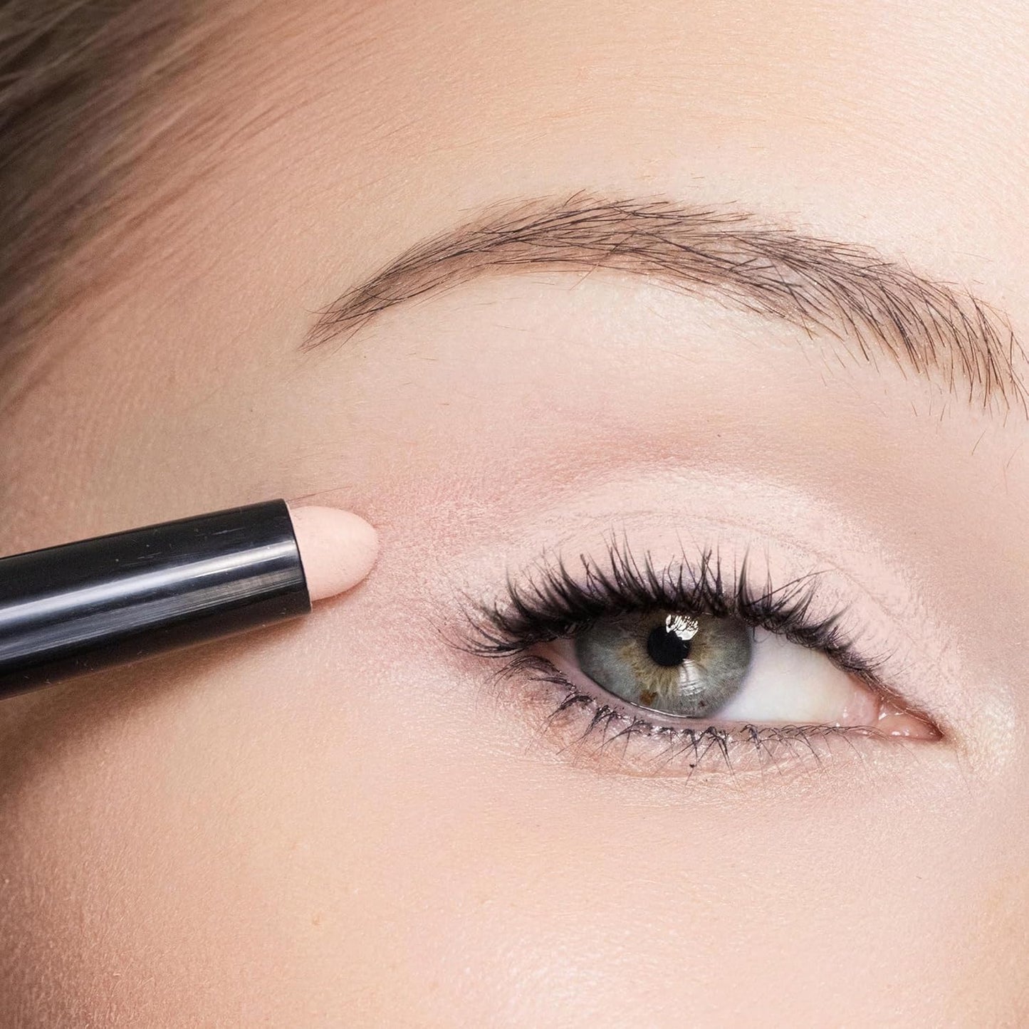 Trish McEvoy 24-Hour Eyeshadow Stick & Liner - Long-Wearing, Crease-Proof Cream Formula | 0.058 oz