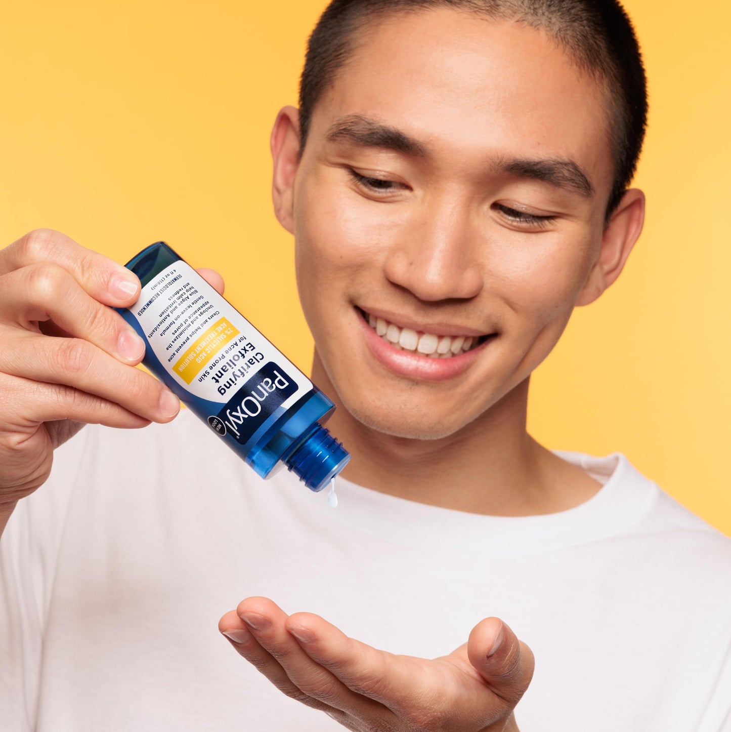 PanOxyl Clarifying Exfoliant with 2% Salicylic Acid, BHA Liquid Exfoliant for Face, Unclogs, Minimizes Appearance of Pores, Blue Algae and Antioxidants Help Calm Redness, For Acne Prone Skin, 4 fl oz