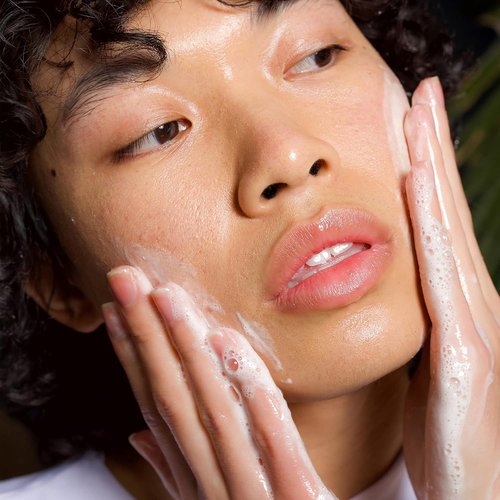 Cosmic Dew | Hydrating Gel-to-Foam Face Cleanser with Glycerin & Hyaluronic Acid - 3.38 fl oz