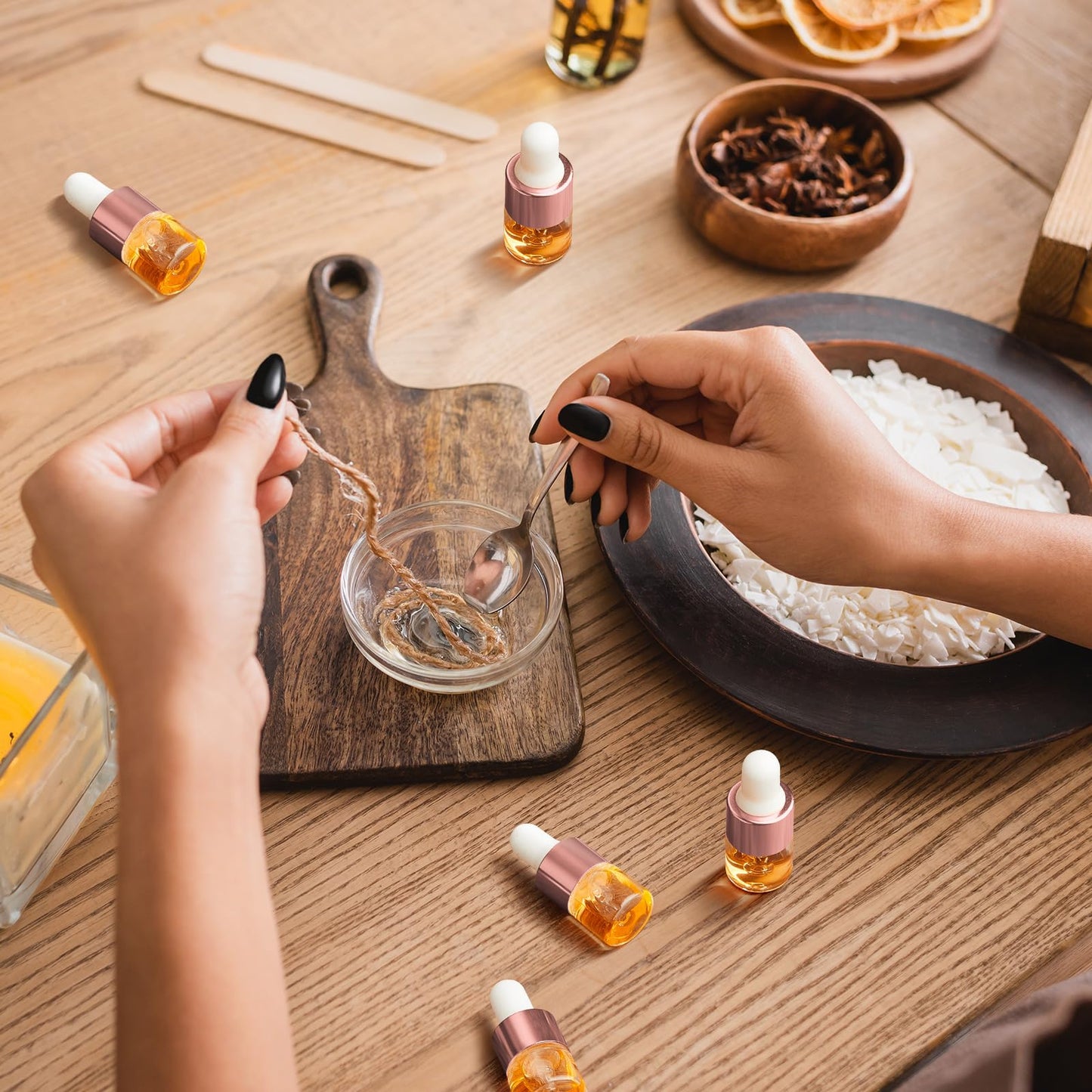 Didaey 100 Pcs Mini Glass Oil Dropper Bottle Bulk, 1 ml Rose Gold Clear Essential Small Empty Bottles Sample Containers Perfume Liquid Vials with Cap for Traveling