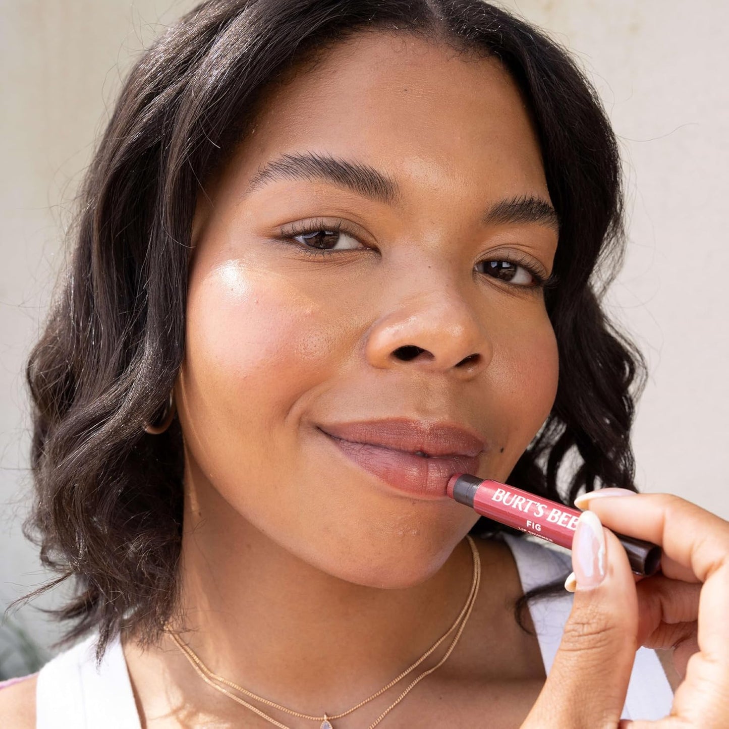 Burt's Bees Shimmer Lip Tint - Moisturizing Tinted Lip Balm Stick for All-Day Hydration | Rhubarb (1-Pack)