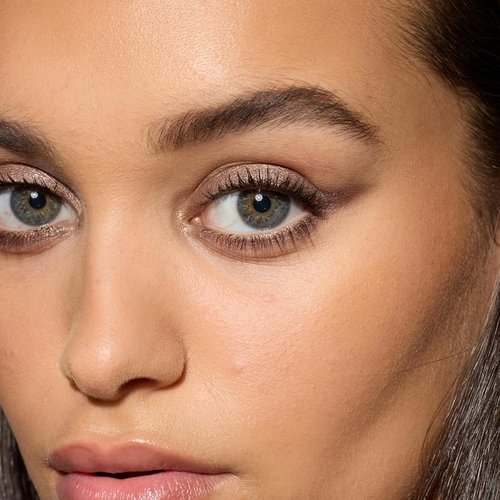 L'Oreal Paris Makeup Le Shadow Stick Eyeshadow - Blendable, Smudge-Resistant Smokey Cream - 250 Celestial Taupe