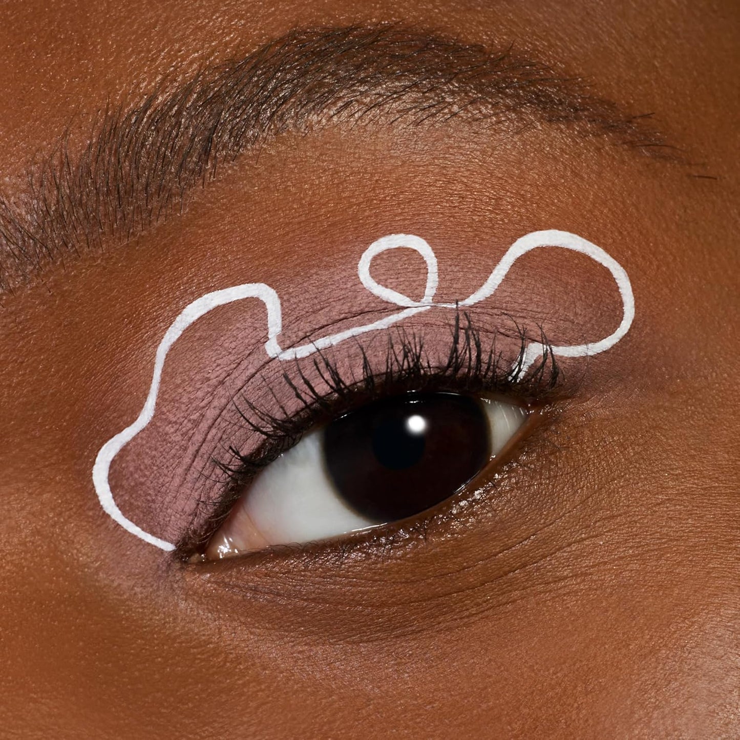 essence | Lash Princess Liner Brown | Smudge Proof, Matte Eyeliner with Ultra-Fine Brush Tip | Vegan & Cruelty Free