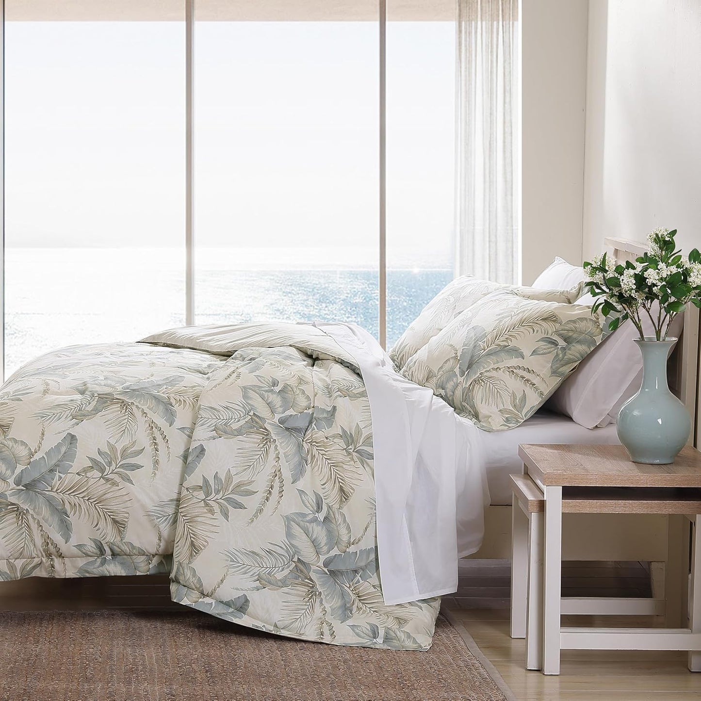 Tommy Bahama - King Comforter Set | Soft Woven Bedding with Matching Pillowcases - 3 Piece Set in Bakers Bluff Blue
