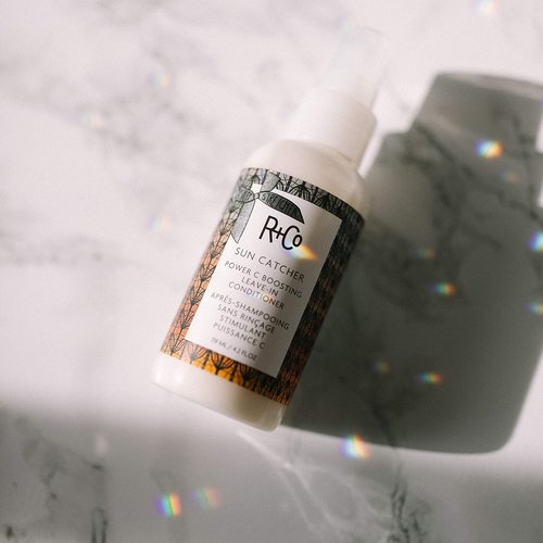R+Co SUN CATCHER Leave-In Conditioner - Hydrating Vitamin C Treatment for All Hair Types, Adds Shine & Detangles