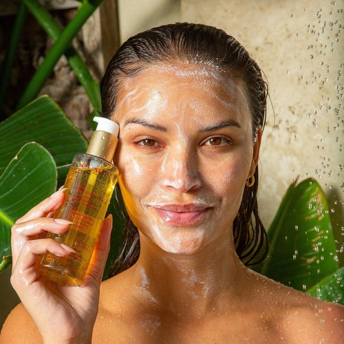 Clarins Total Cleansing Oil - Effortlessly Removes Waterproof Makeup & Pollutants | Gentle on Face, Eyes & Lips