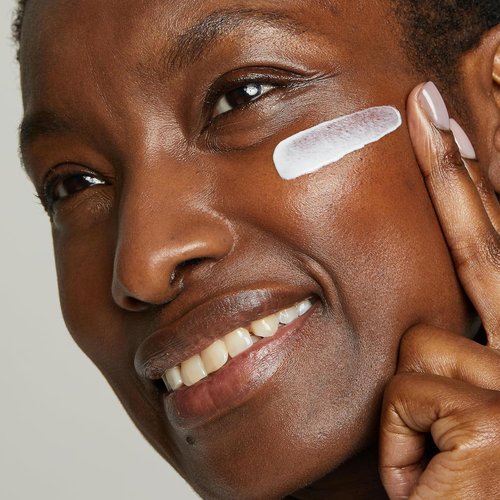 No7 Protect & Perfect Intense Advanced Day Cream SPF 30 - Fragrance-Free Anti-Aging Moisturizer with Hyaluronic Acid (50ml)
