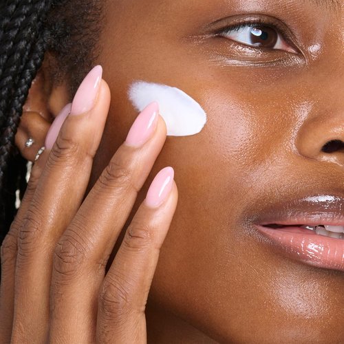 Clarins Extra-Firming Day Moisturizer SPF 15 - Firming Anti-Aging Cream with Collagen & Niacinamide | All Skin Types