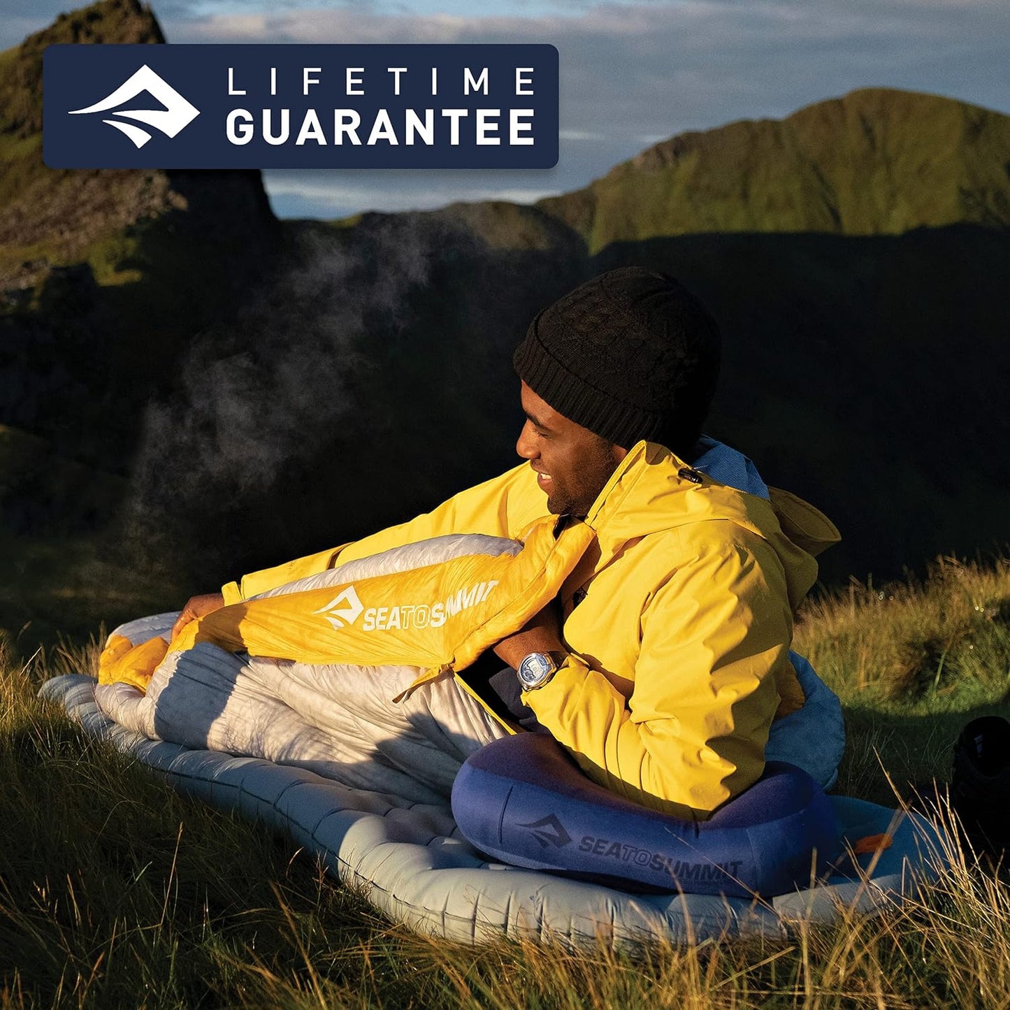Sea to Summit Aeros Premium Inflatable Travel Pillow - Regular Size, Navy Blue Comfort
