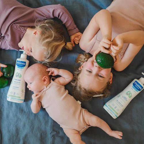 Mustela Hydra Bebe Body Lotion - Daily Moisturizing Lotion with Natural Avocado, Jojoba & Sunflower Oil | Multiple Sizes Available