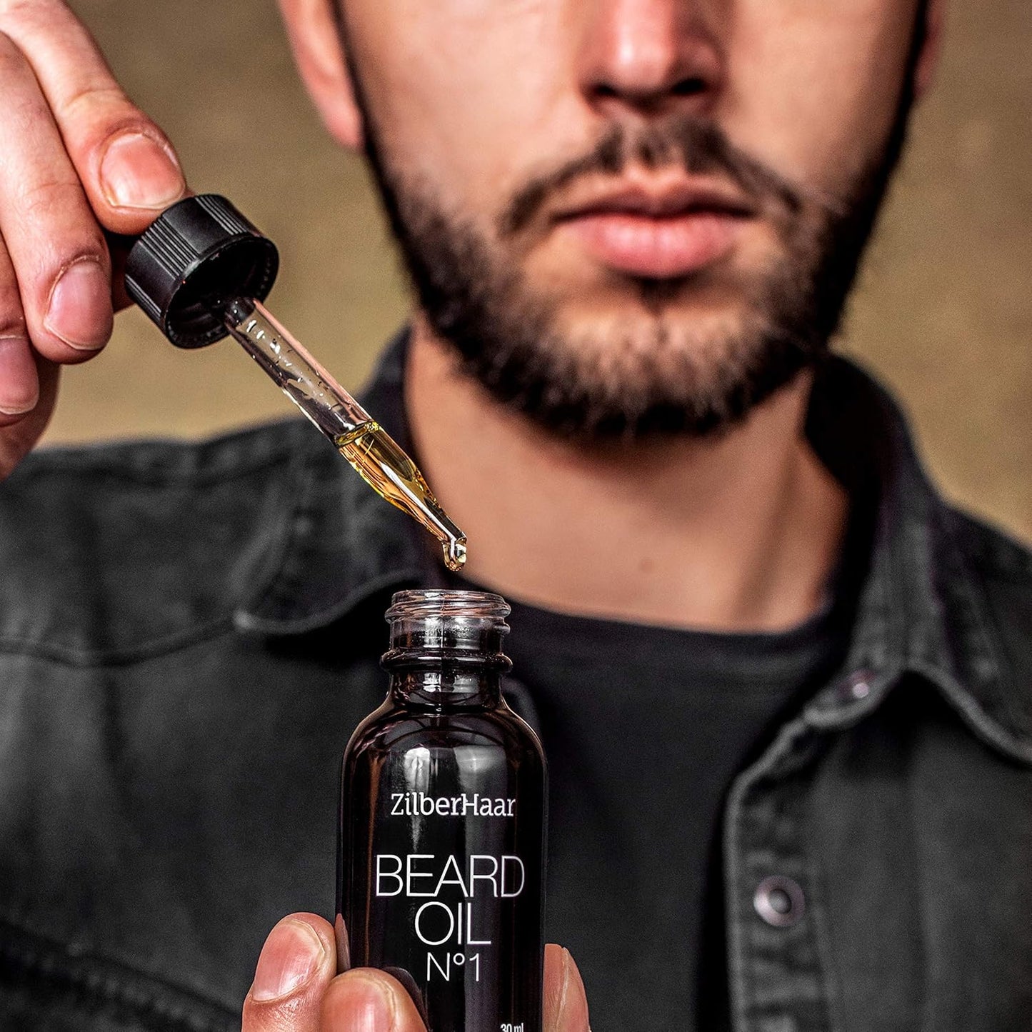 ZilberHaar Beard Oil Set - Nourishing Beard Oil with Brush & Comb for Perfect Grooming