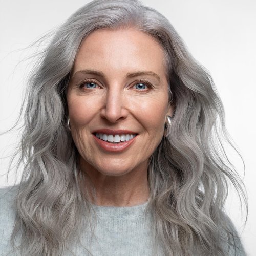 AGE beautiful Brightening Wash Shampoo for Silver or Gray Hair, With CoQ10 + Charcoal, Remove Mineral Build-up & Pollution for Bright, Shiny Hair