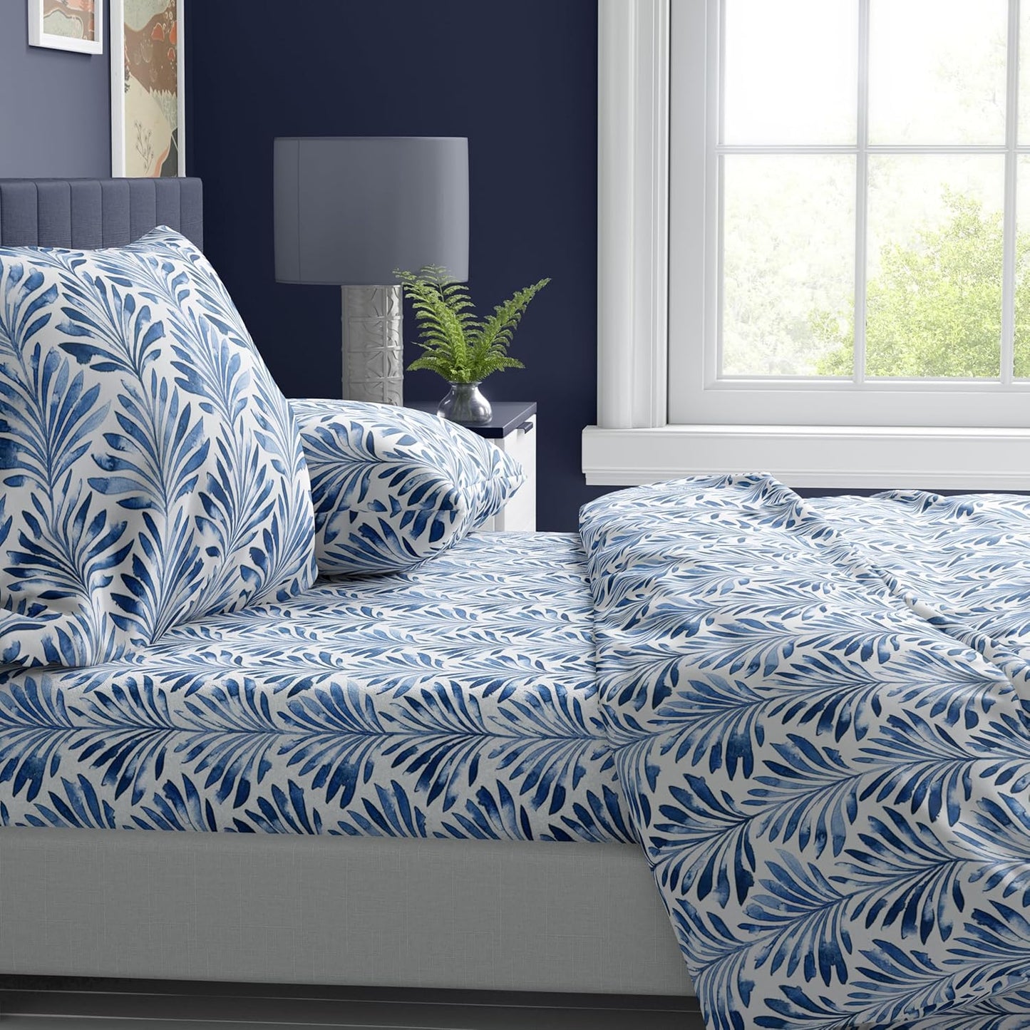 Where The Polka Dots Roam Queen Size Floral Bedsheet - Super Soft Tropical Leaves Pattern, Wrinkle Resistant