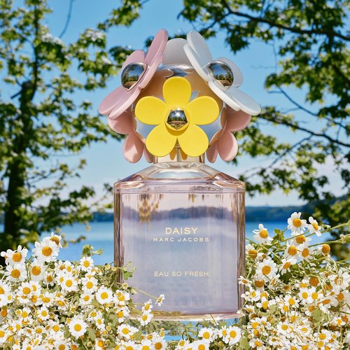 Marc Jacobs Daisy Eau So Fresh Eau de Toilette - Fresh Floral Women's Perfume with Raspberry, Wild Rose & Grapefruit Notes