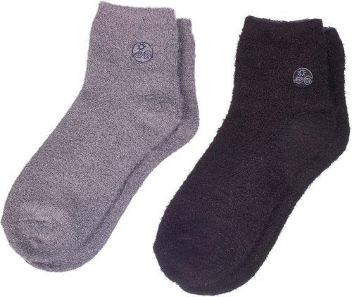 Earth Therapeutics Aloe Socks - Soft and Moisturizing - Gray/Black Double Pack (2 Pairs)