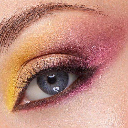 ColourPop Pokémon Pallet Town Eyeshadow Palette - Vibrant Shades for Stunning Looks