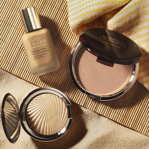 Estée Lauder Bronze Goddess Bronzer Powder - Matte Finish & Buildable Coverage, 0.74 Ounce