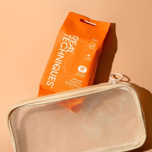 Real Techniques Miracle Quick Dry Brush Wipes - Fast-Drying Makeup Brush Cleaner, 20 Count | Travel-Friendly & Vegan