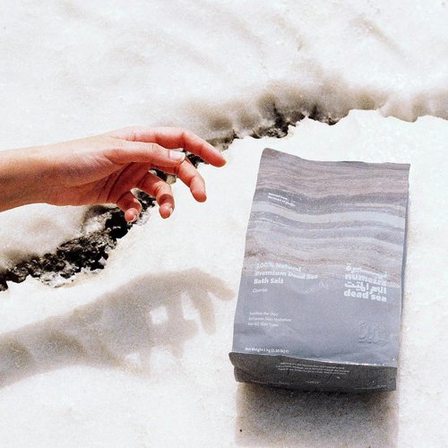 Dead Sea Salts - Relaxing Bath Soak for Body Rejuvenation with Lavender Essential Oil | 8.82 oz