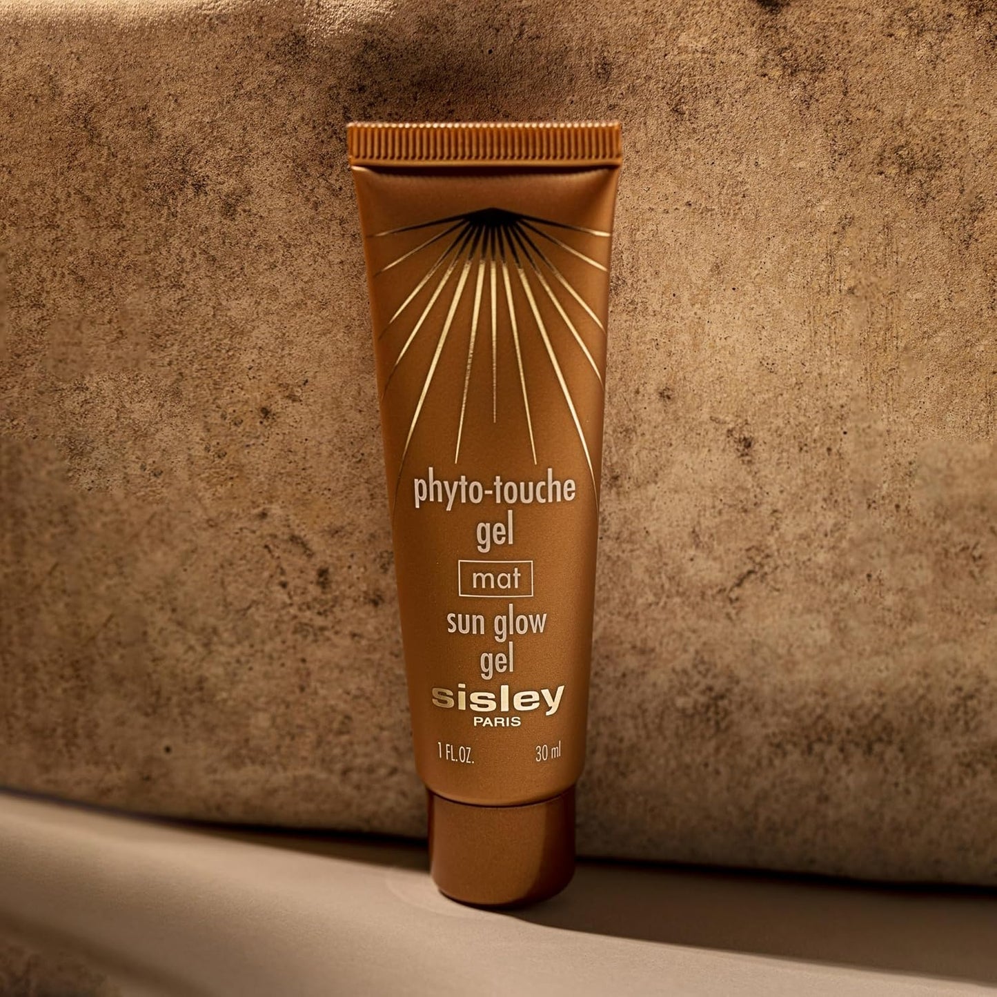 Sisley Paris Sun Glow Gel Matte - 30 mL Tinted Gel for Sheer, Non-Greasy Tan - Natural Complexion for All Skin Types