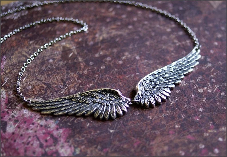 Vintage Angel Wings Feather Choker Necklace with Pendant for Women