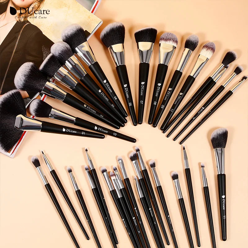 Professional Makeup Brush Set 10-32 Pcs Synthetic & Animal Hair Makeup Tools